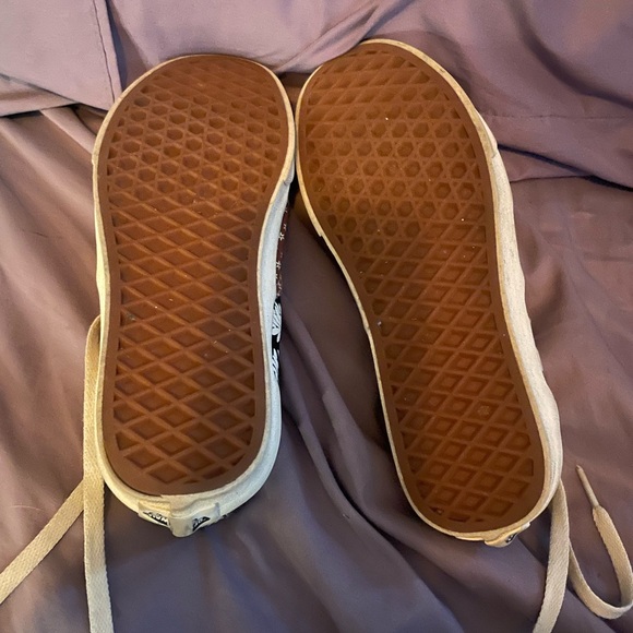 Vans “Tiger Patchwork” Sneakers - Picture 5 of 8